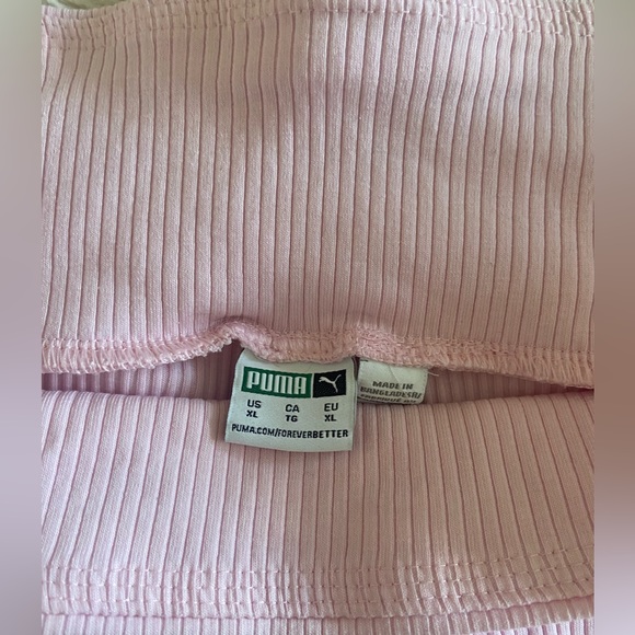 Baby pink puma shorts - Picture 3 of 3